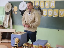 50233886511705874548692014951130568010170272n